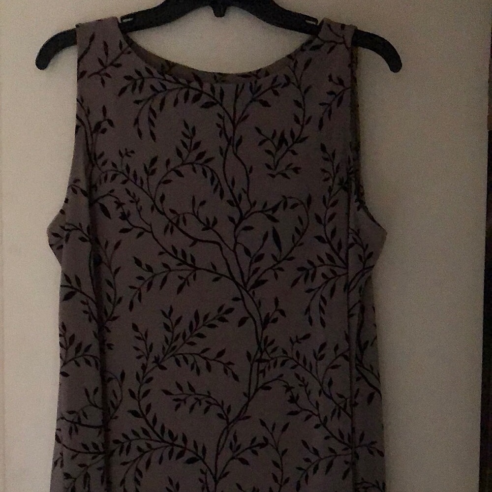 Christopher & Banks Black Sleeveless Boxy Tank Top